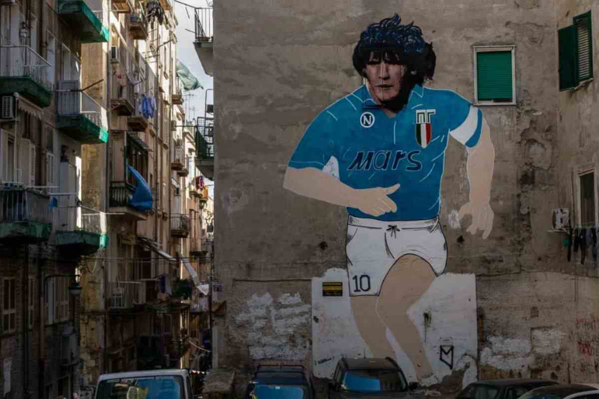 Maradona dipinto a Napoli