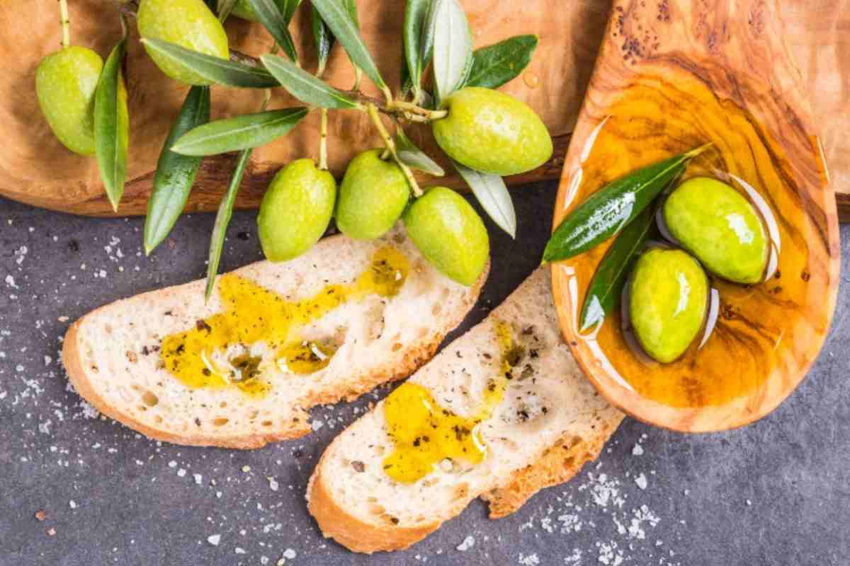 Pane con olio d'oliva 